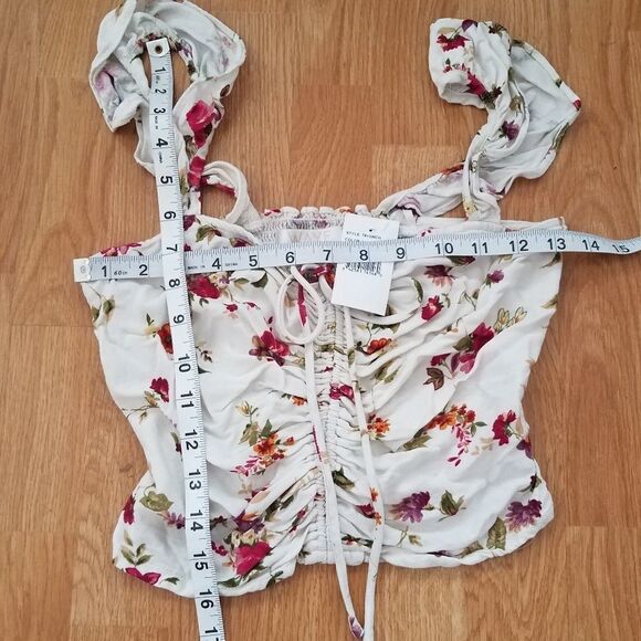 NEW Wayf Calais Floral Print Crop Top Sz Small - Picture 6 of 8